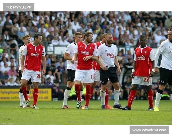 曼联外租前锋惠特利传射建功，北安普顿客场胜利