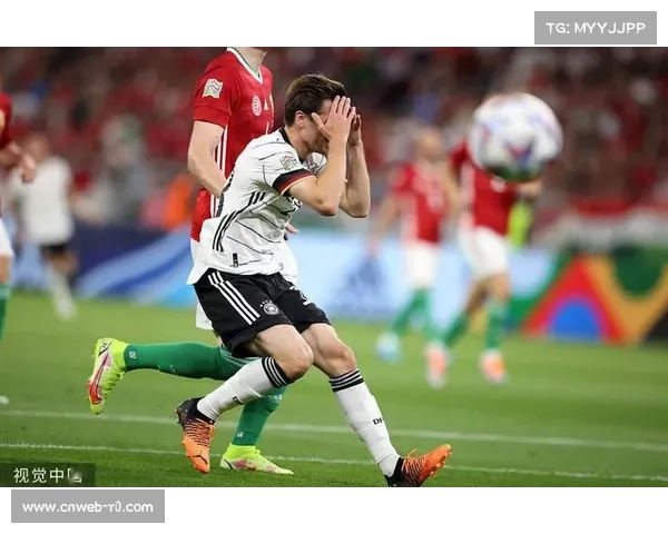 诺伊尔关键扑救瓦解莱比锡单刀，经验定江山